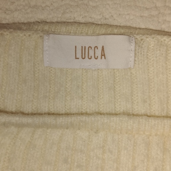 Sweater - Picture 3 of 4